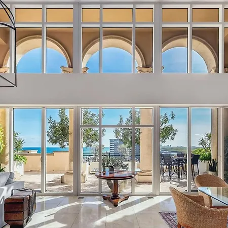 Apartamento Oceanfront Penthouse With Panoramic Views